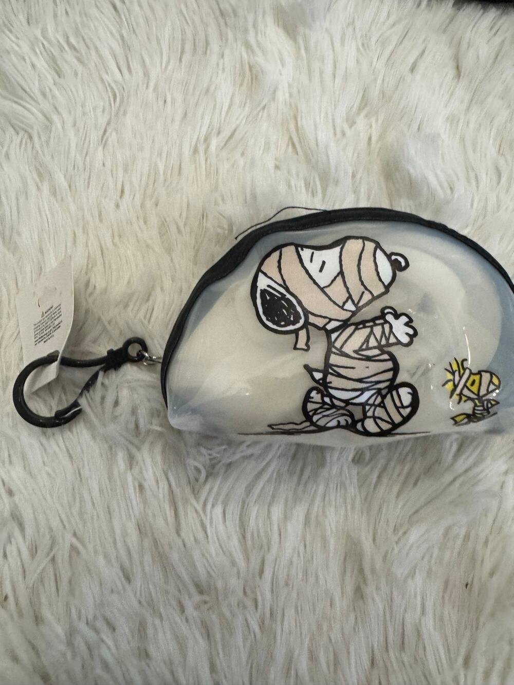 Peanuts Snoopy mummy clear coin pouch keychain Snoopy wrapped in bandages